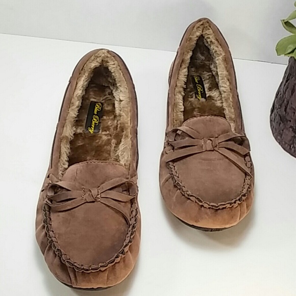 🆕 Camel Soft Faux Fur Lined Moccasin Slippers 🆕 - Picture 4 of 8